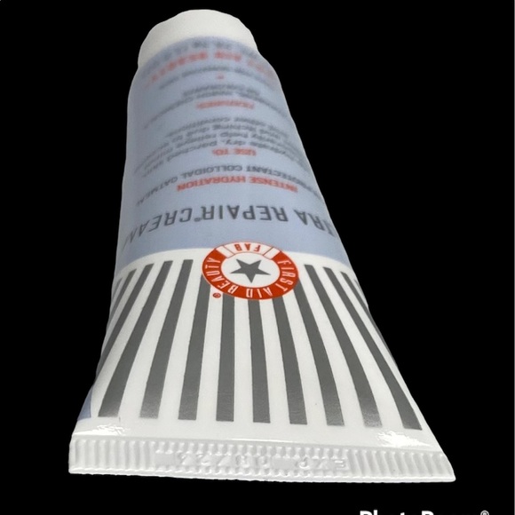 First Aid Beauty Ultra Repair Cream - Travel Size - 1 fl. oz. - Picture 12 of 12